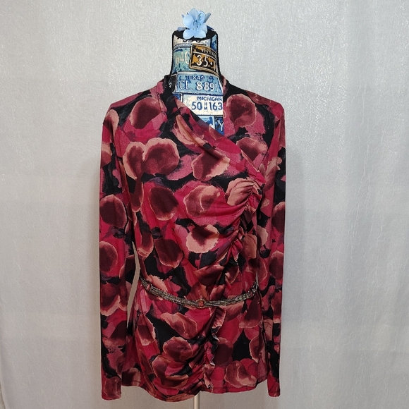 Simply Vera Vera Wang Tops - Simply Vera Vera Wang Red Floral Blouse